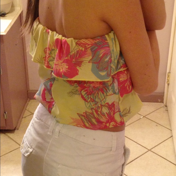 Rue 21 Hawaiian Sleeveless Top - Picture 2 of 3