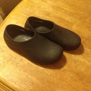 Black Tred Safe Shoes!