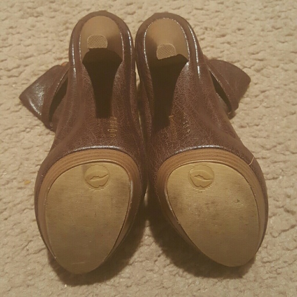 Booties - Picture 4 of 4