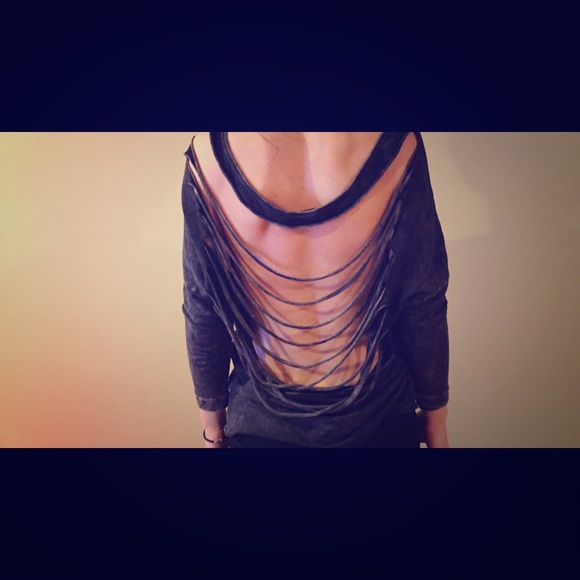 "Ripped" Mid-Sleeve Shirt