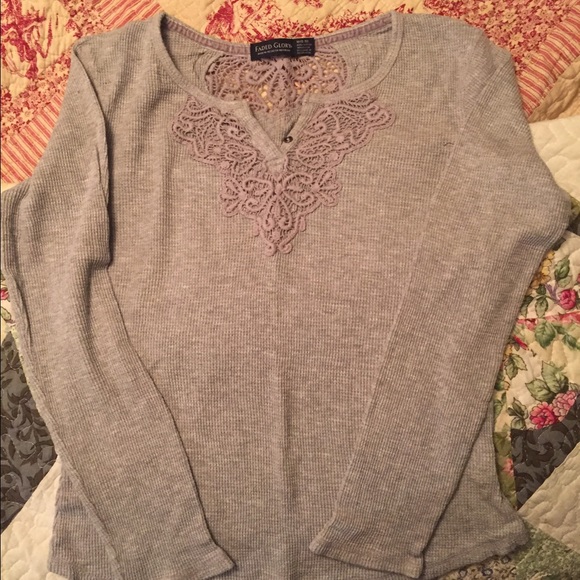 Lace light grey trimmed thermal - Picture 1 of 2