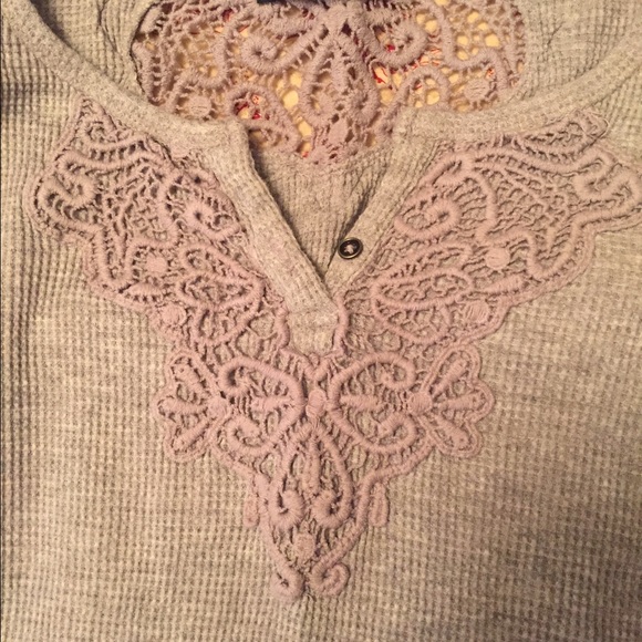 Lace light grey trimmed thermal - Picture 2 of 2