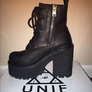 Unif Choke Boots Size 8
