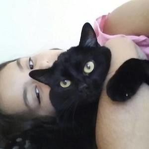 Meet your Posher, Alina