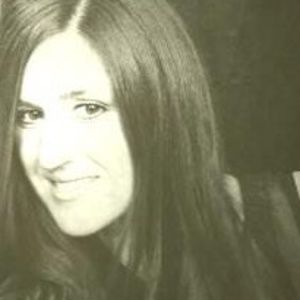 Meet your Posher, Maura