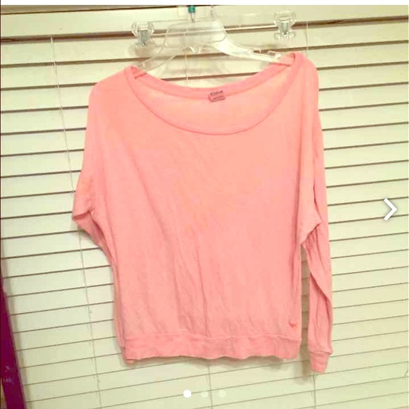 VS LONG SLEEVE TEE