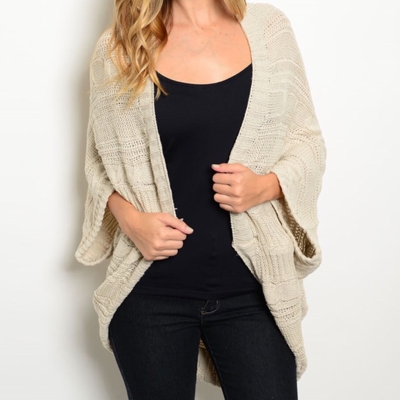 Boutique Sweaters - ❗️CYBER MONDAY❗️Beige Oversized Sweater