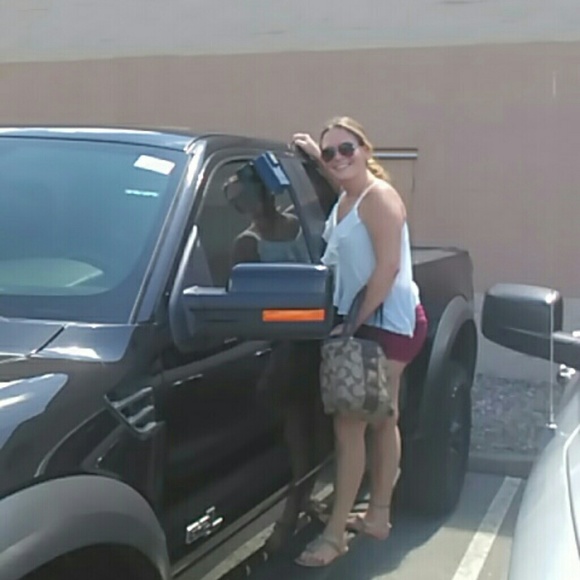 Meet your Posher, Chelse