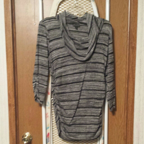 Black and white cow neck top