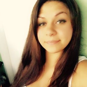 Meet your Posher, Alexis