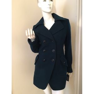 Guess coat/jacket NWT MEDIUM