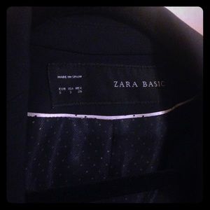 Professional ZARA BASICS navy blazer. 👔