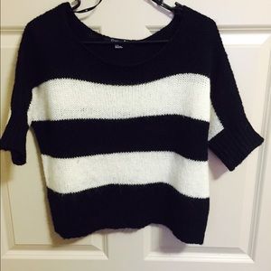 Forever 21 Black and Cream Sweater