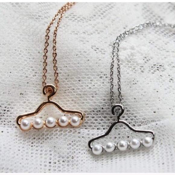 calicactus Jewelry - Gold plated clothes hanger charm necklace