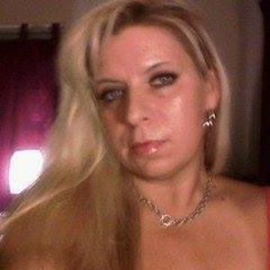 Meet your Posher, Angie