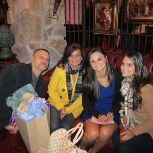 Meet your Posher, Debbie