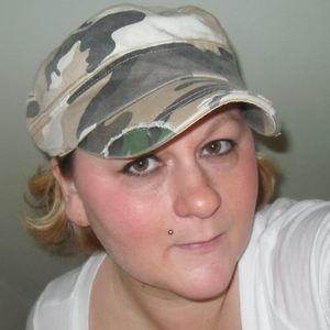 Meet your Posher, Angela