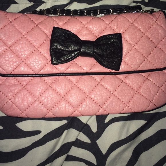 Cute bow tie handbag - Picture 2 of 4