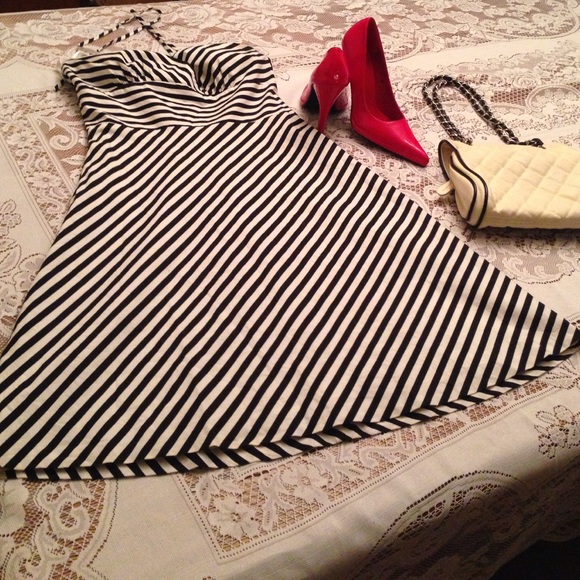 White House Black Market Dresses & Skirts - Black & white dress from White House Black Market