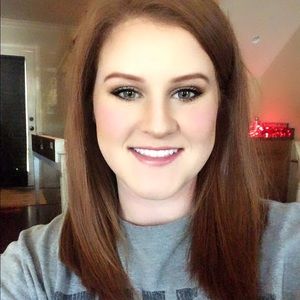 Meet your Posher, Casey