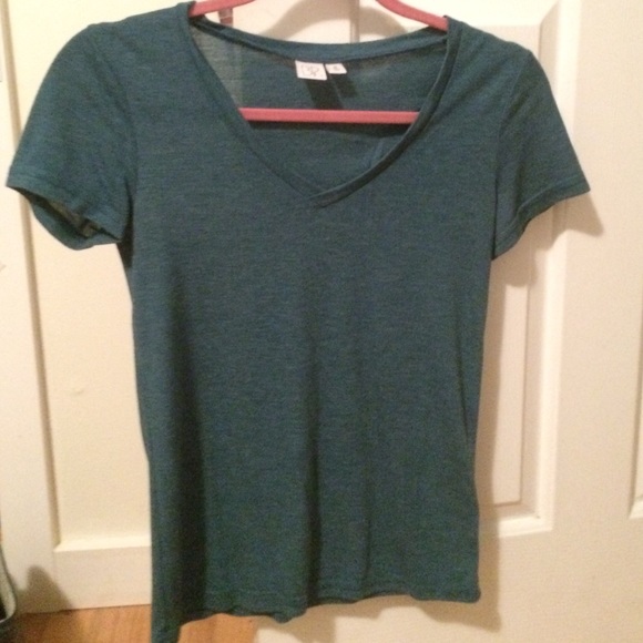 Blue/green vneck