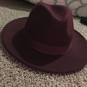 Maroon wide brim hat