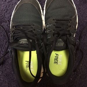 Nike free runs