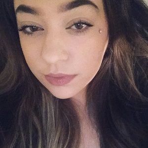 Meet your Posher, Cory