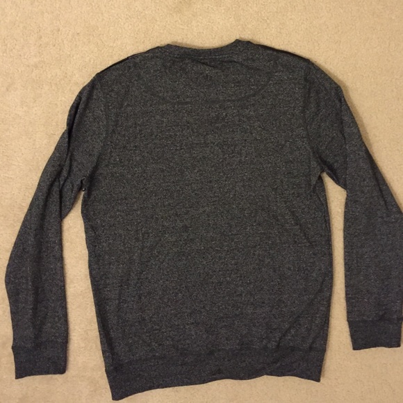 ❌SOLD❌ NWT Gray Sweater w/Leather Panels L - Picture 3 of 4