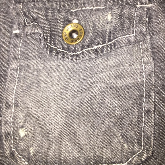 Distressed black denim Gap button up - Picture 1 of 3