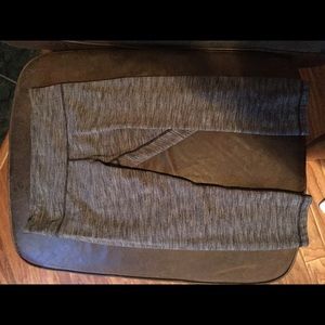 Grey lulu crop leggings
