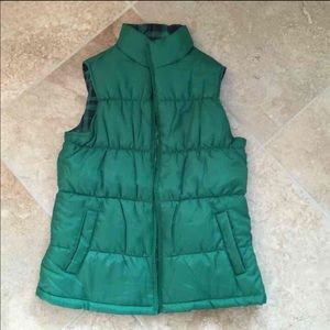 sold reversible puffer vest