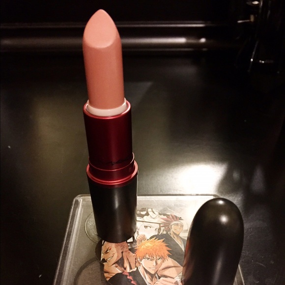 MAC Viva Glam II