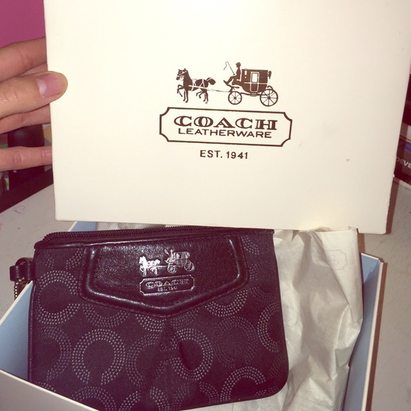 Coach Handbags - Coach wristlet
