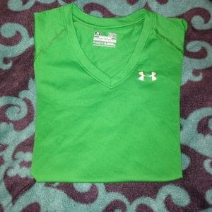 Under armour tee shirt