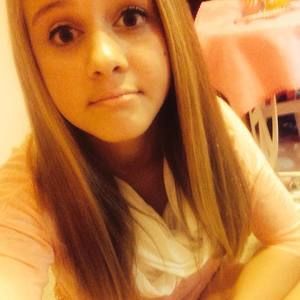 Meet your Posher, Leah