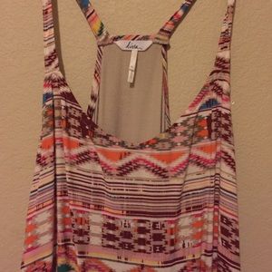 Aztec print tank
