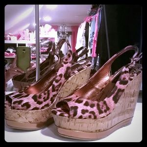 Animal print.. cork .. peeptoe  platform