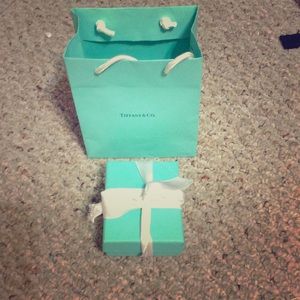 Tiffany & co necklace!