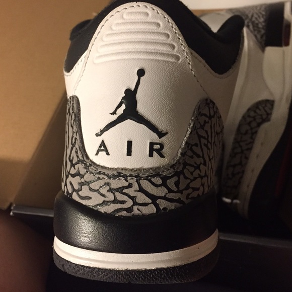 Jordan Shoes - Great Cond as seen in photos, box included