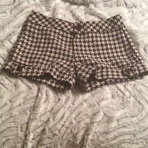‼️NAME UR PRICE‼️ super cute shorts size S