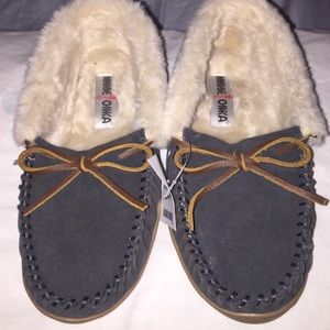 Minnetonka Navy blue Moccasins Brand new with tags
