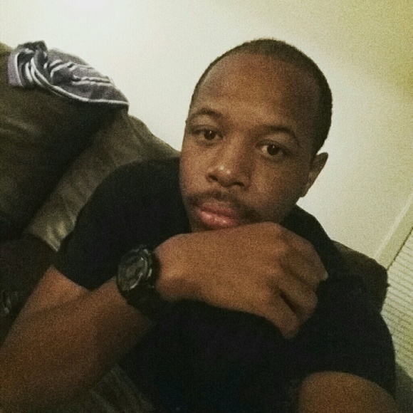 Meet your Posher, Zavier - Picture 1 of 1