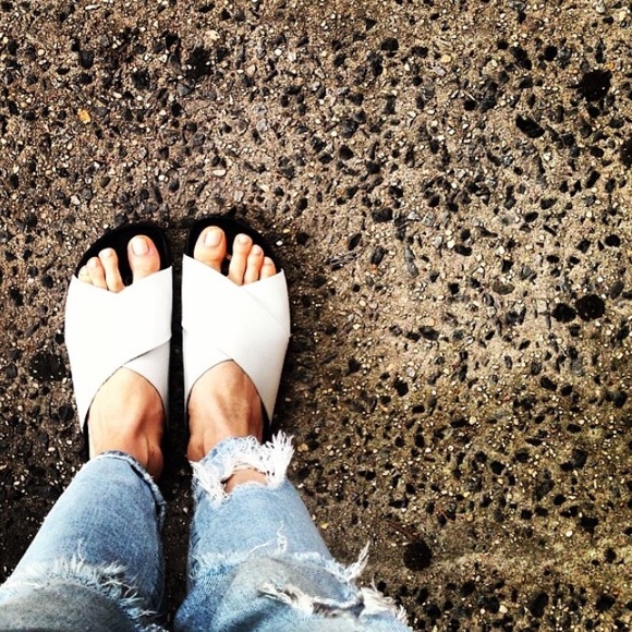 Sam Edelman Shoes - • Final sale • Sam Edelman white sandal size 10 •