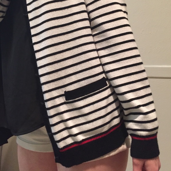 Cardigan - Picture 3 of 4