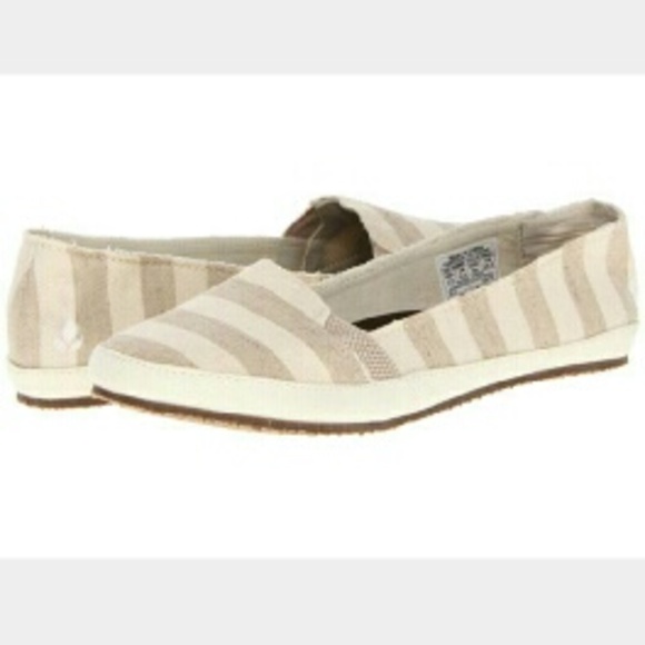 reef Shoes - [Reef] NEW Summer Tan/Stripes Flats