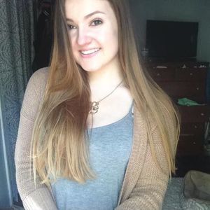 Meet your Posher, Lauralee