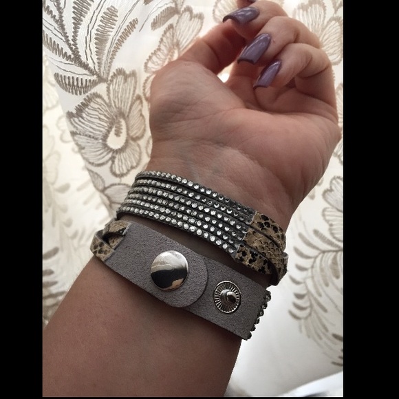 💔SOLD OUT❣️2/$20 Faux Leather Braided Wrap Bracelet - Picture 4 of 4