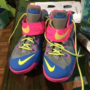 Nike basketball shoes
