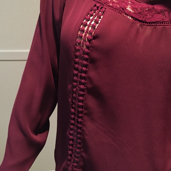 Maroon Blouse - Picture 3 of 4